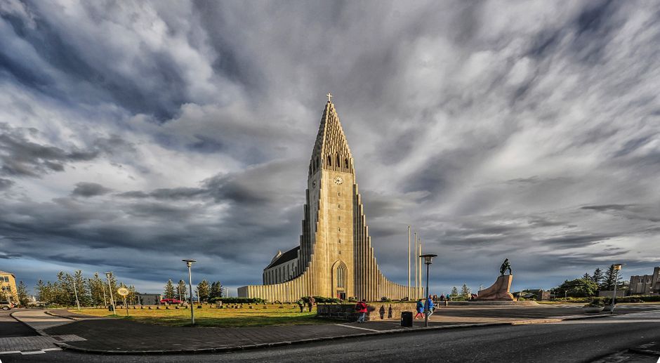The south coast week (recommended) in Reykjavik