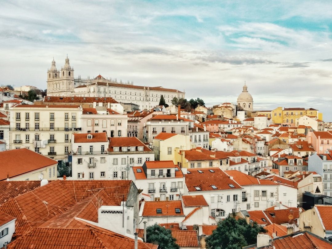 Portugal in 7 Days: Lisbon, Porto, and the Train Between Them